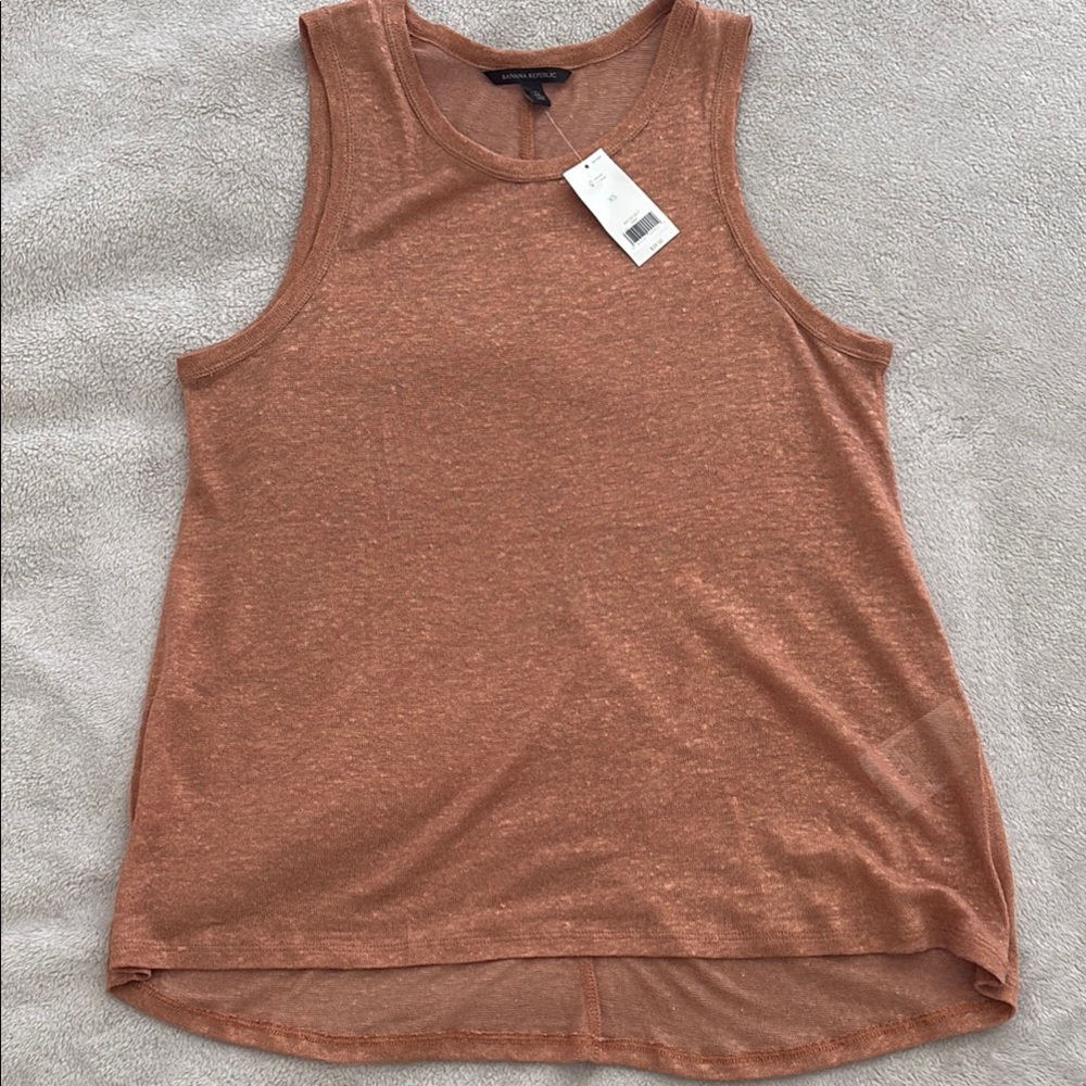 Banana Republic Orange/Rust color with slight shimmer-Sleeveless Relaxed Tank xs
